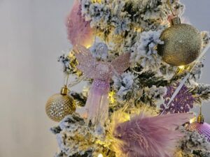 Kerst met roze en goud in de zon